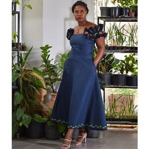 Fanm Mon Alanya On/Off-the-Shoulder Rose Embroidered Linen Midi Dress Indigo NWT